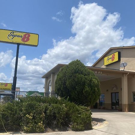 Super 8 By Wyndham Decatur Texas Otel Dış mekan fotoğraf