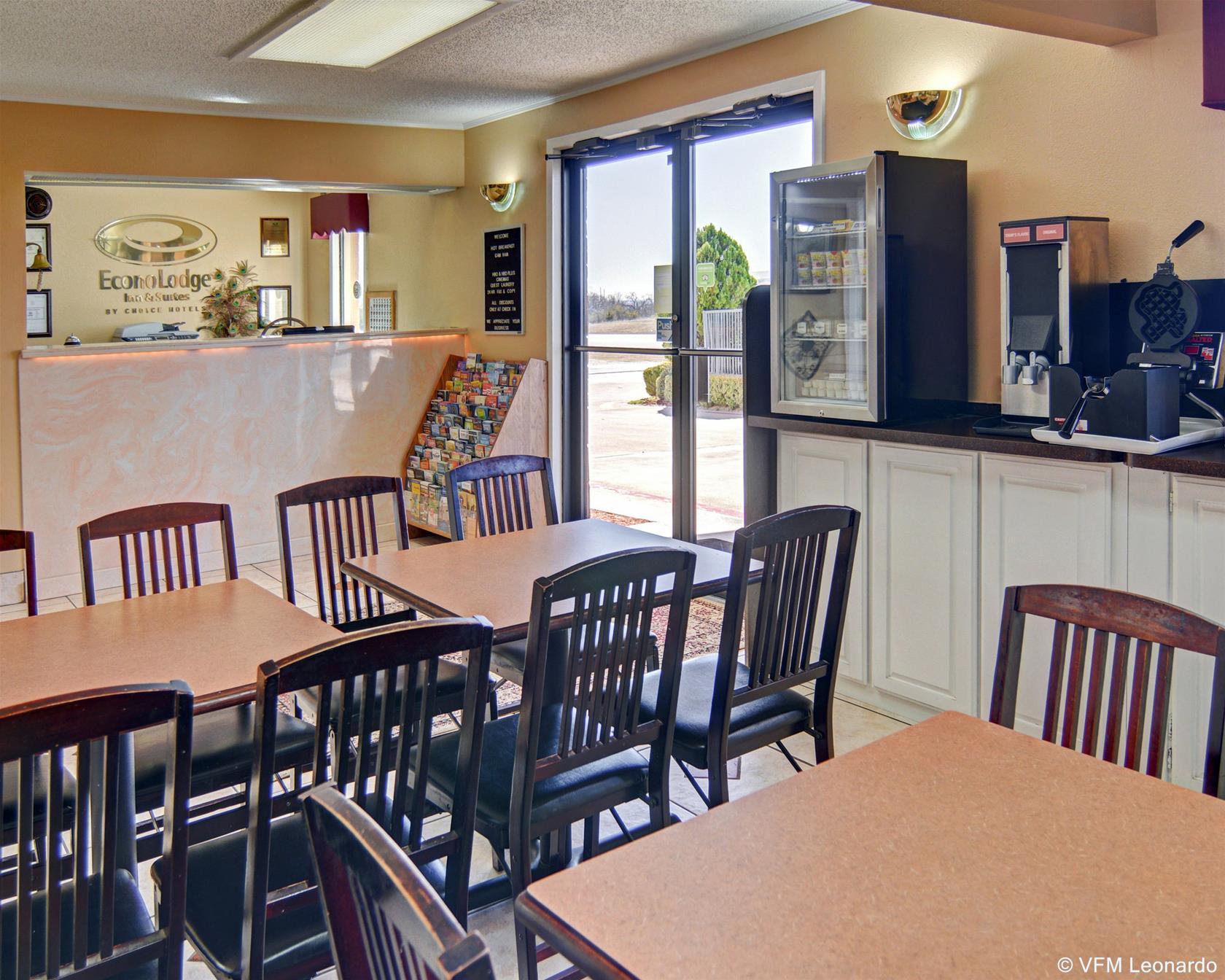 Super 8 By Wyndham Decatur Texas Otel Dış mekan fotoğraf