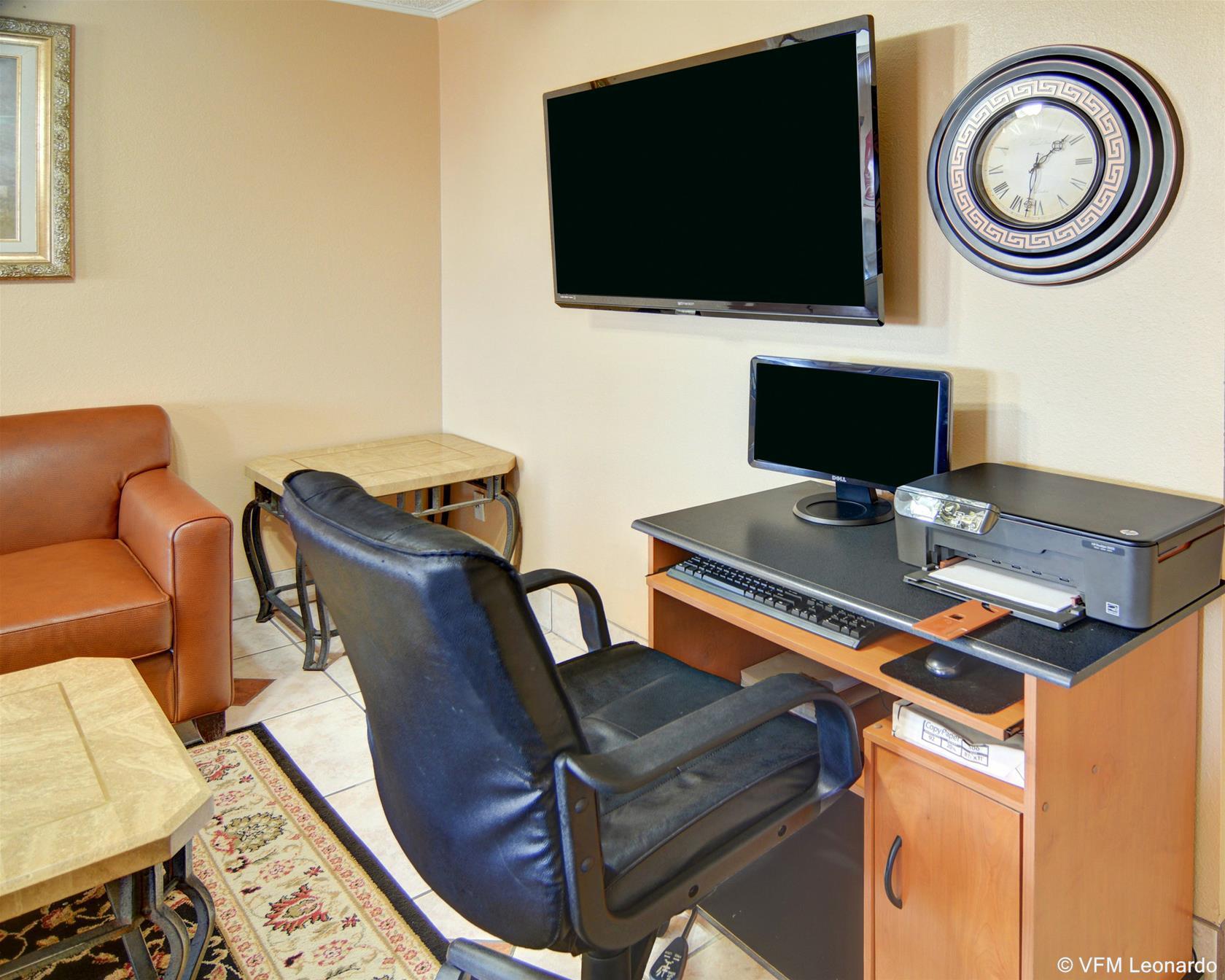 Super 8 By Wyndham Decatur Texas Otel Dış mekan fotoğraf